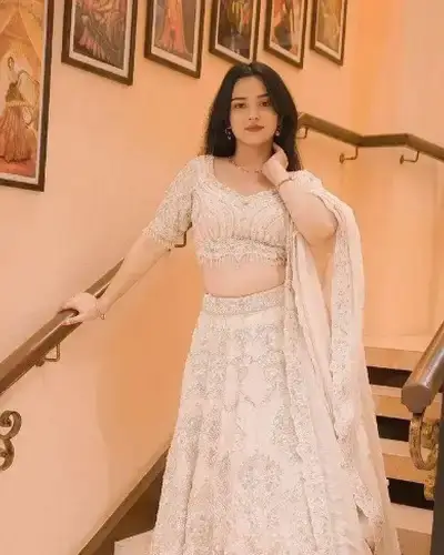 Call Girls anand nagar